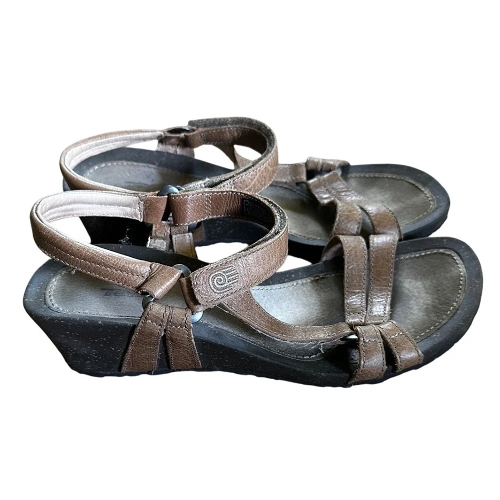 Teva Light Brown Leather Strappy Wedge Sandals Women's 10